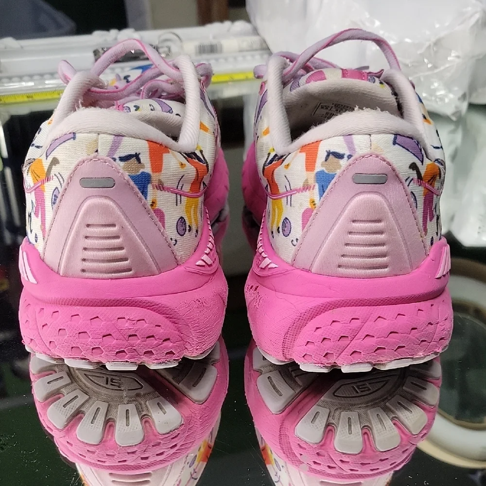 Womens 9.5 Brooks Adrenaline GTS 21 Limited Edition Unity Design running shoes.  - Picture 9 of 11